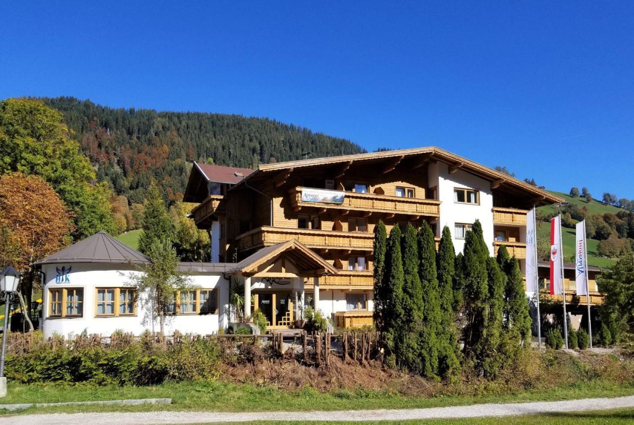 Alpenhotel Wildschoenau B&B Extérieur photo